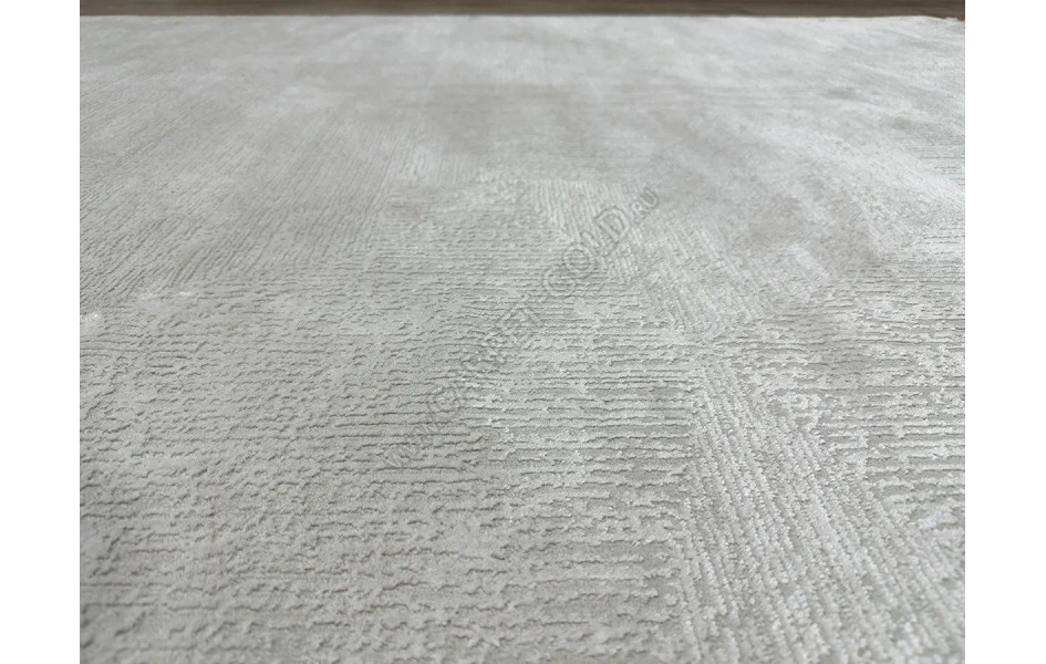 ED06B HB.KIEV/CREAM ART MAJEUR